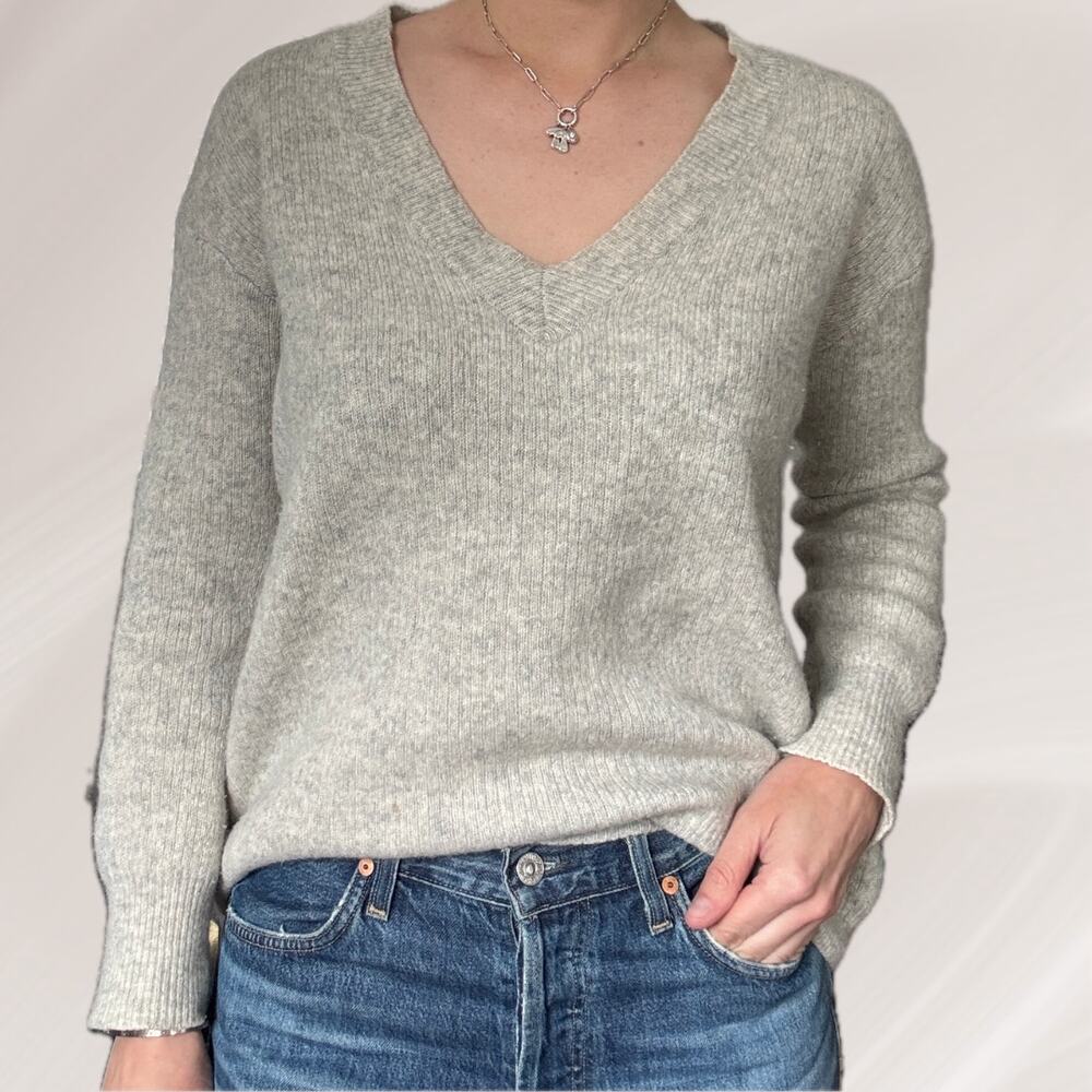 James Perse Cashmere / Silk V-Neck Sweater